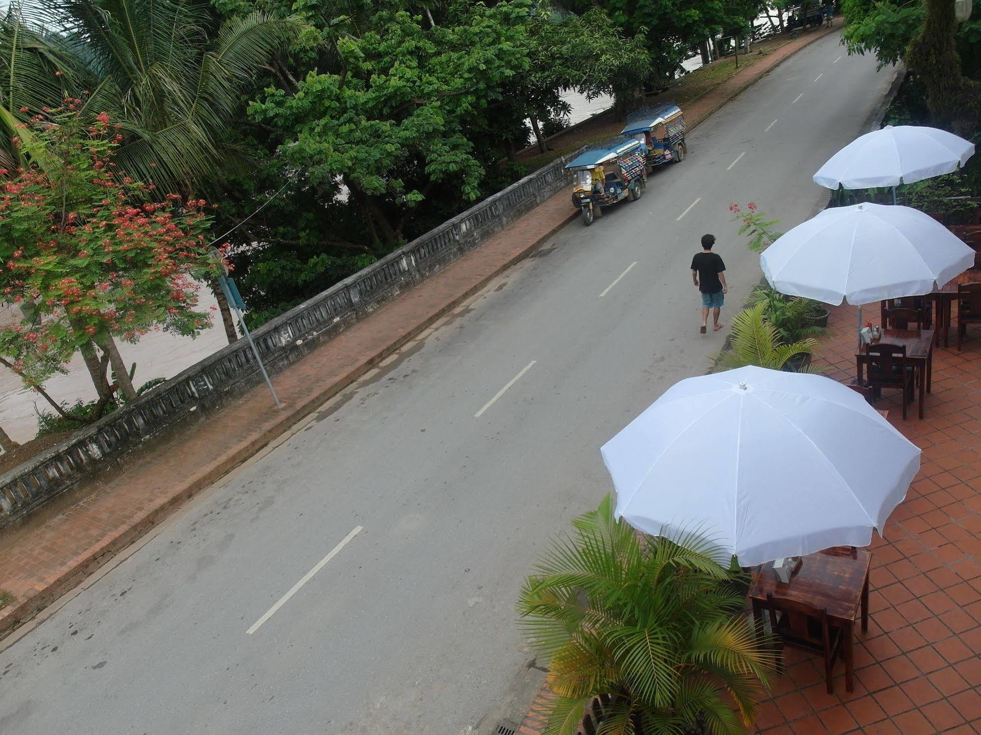 Mekong Sunset View Hotel Luang Prabang Exteriör bild